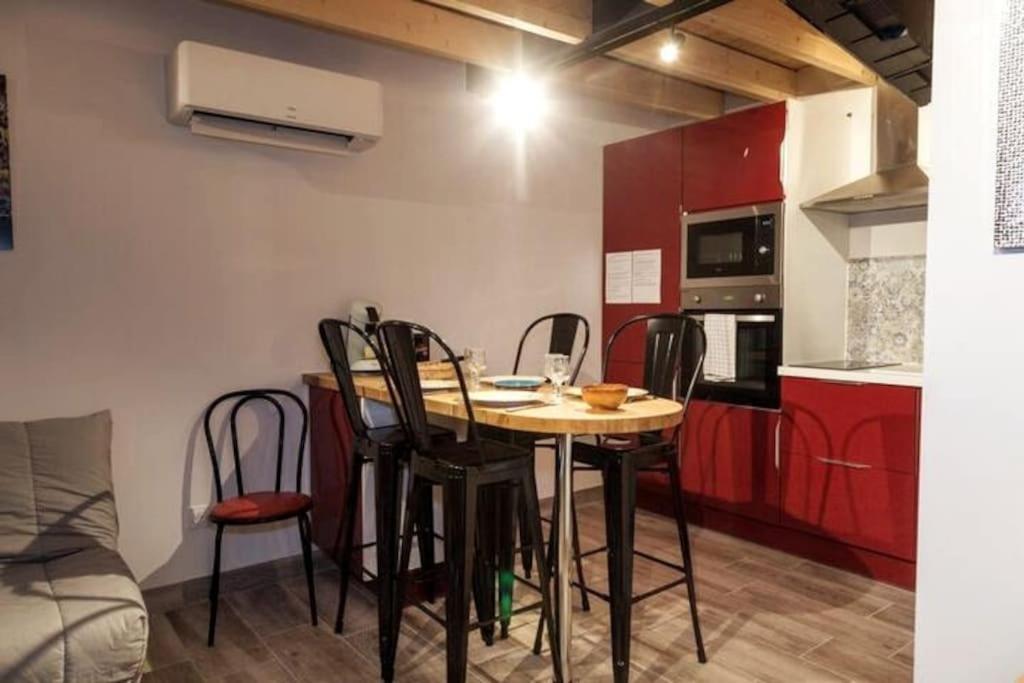 Le Clos De Tanvol 2 -Parking Gratuit- Climatisation-Terrasse Apartment Viriat Bagian luar foto